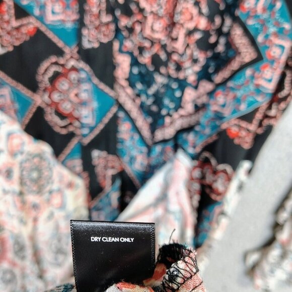 Torrid Kimono Women 3 Black Mixed Floral Medallion Chiffon Gauze Hi-Low Boho NWT - Picture 8 of 15